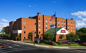 Hampton Inn And Suites Charlottesville at The University